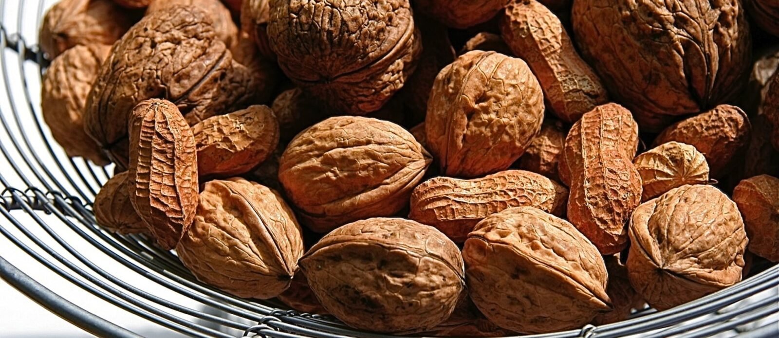 nueces-analisis-de-las-ventajas-y-desventajas-para-la-salud